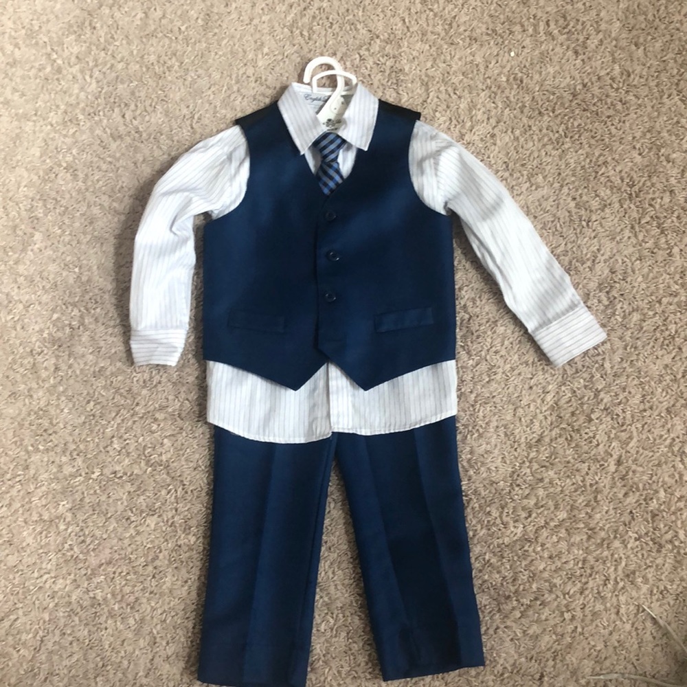 Boys suit set